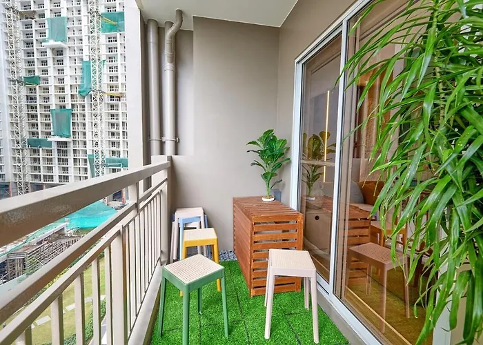 Modern 2 Bedroom Unit Near Pasig & Bgc 公寓 *